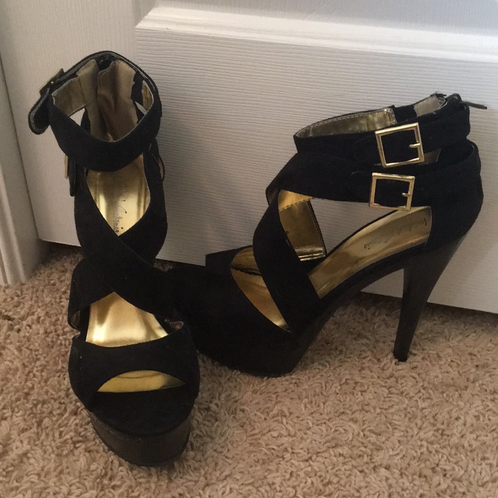 Michael Antonio Black Heels